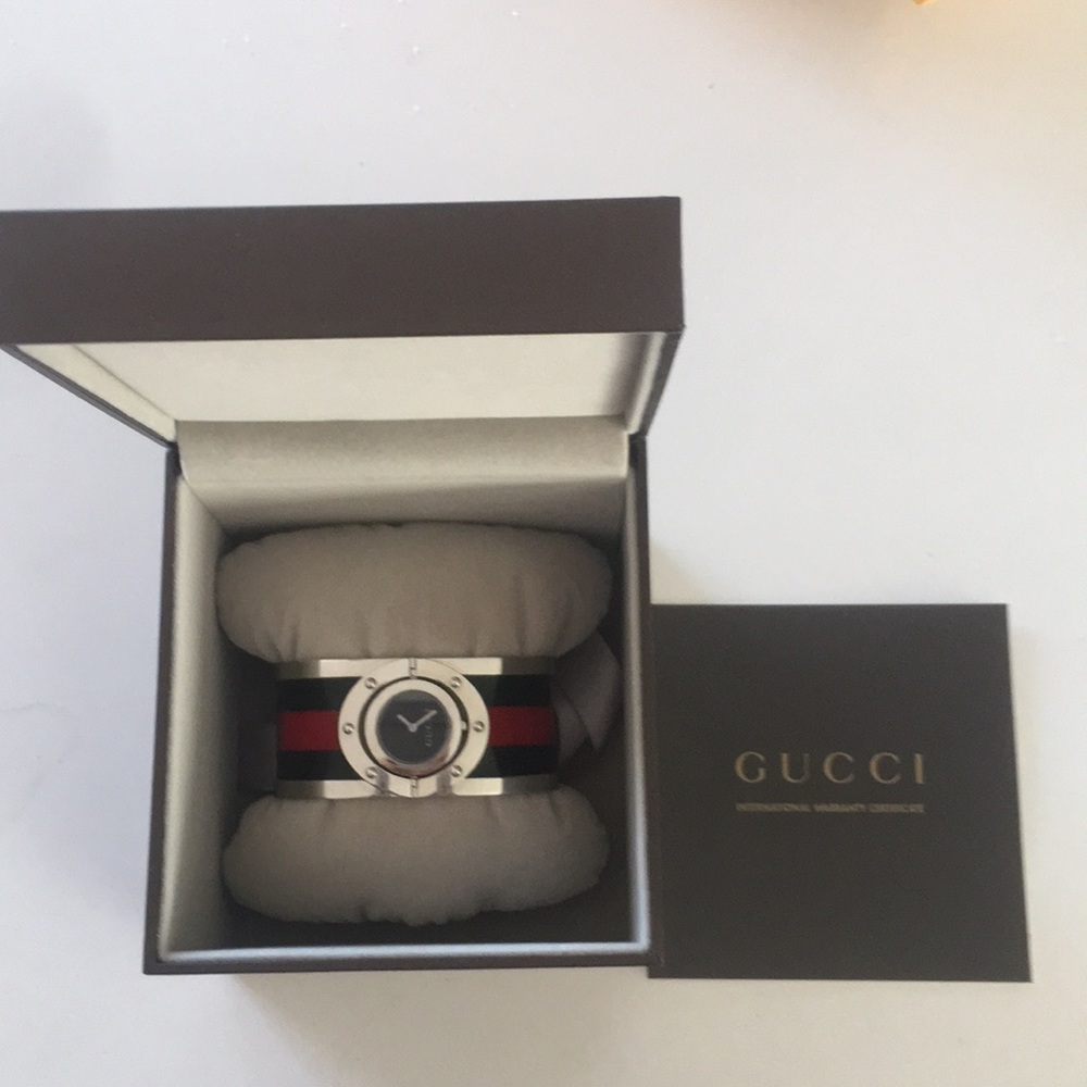 Woman’s Gucci watch worn Twice